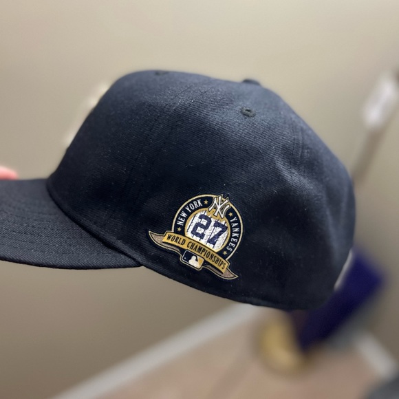 NYY FITTED - Picture 1 of 4